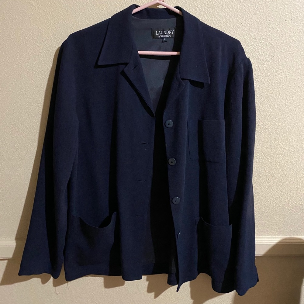 Laundry Top/Light Overshirt